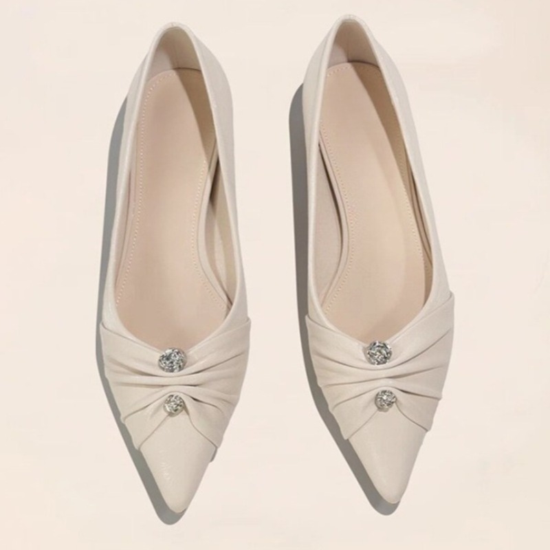 Leatherwork In French - Sepatu wanita model slip-on berbahan kulit