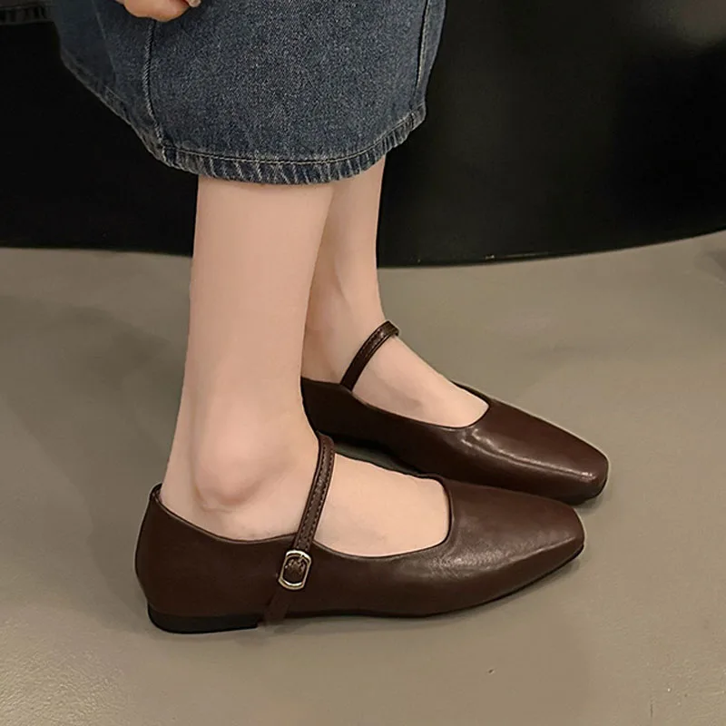 Sepatu flat wanita French Squa - Leatherwork In French ulasan dan harga