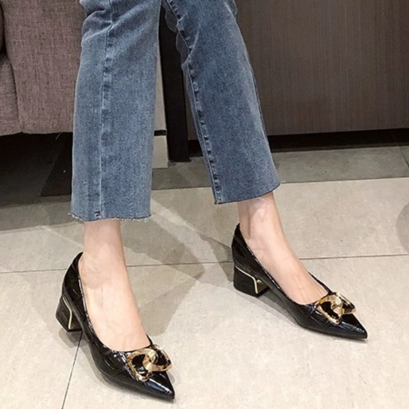 Sepatu Wanita Kulit Lembut Uju - Leatherwork In French ulasan dan harga