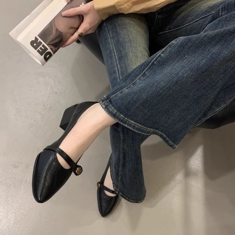 Sepatu Mary Jane Hak Tebal Vin - Leatherwork In French ulasan dan harga