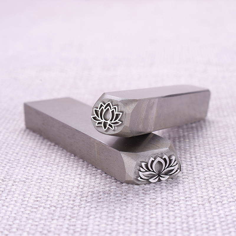 Cetakan Logam Desain Bunga Lot - Leatherwork Flowers ulasan dan harga