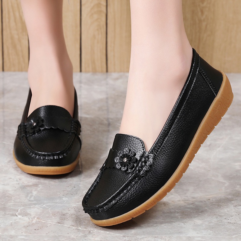 Sepatu Wanita Moccasins Warna  - Leatherwork Flowers ulasan dan harga
