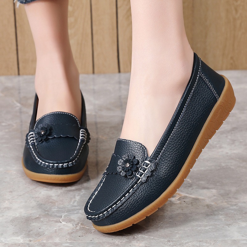 Sepatu Wanita Moccasins Warna  - Leatherwork Flowers ulasan dan harga